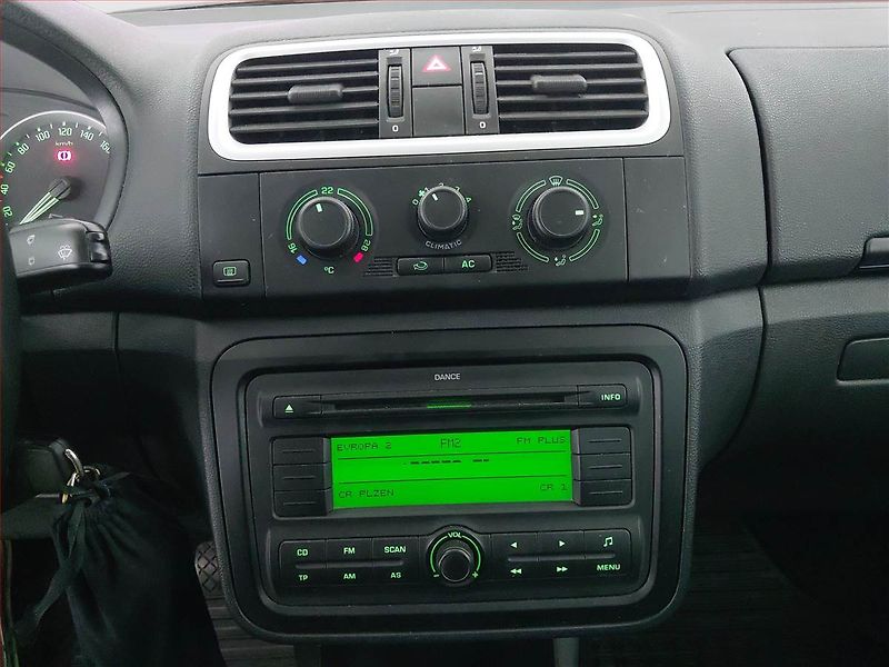 Škoda Fabia (2007) Sport 1.2, nová STK, zamluveno - fotka 12 z 15