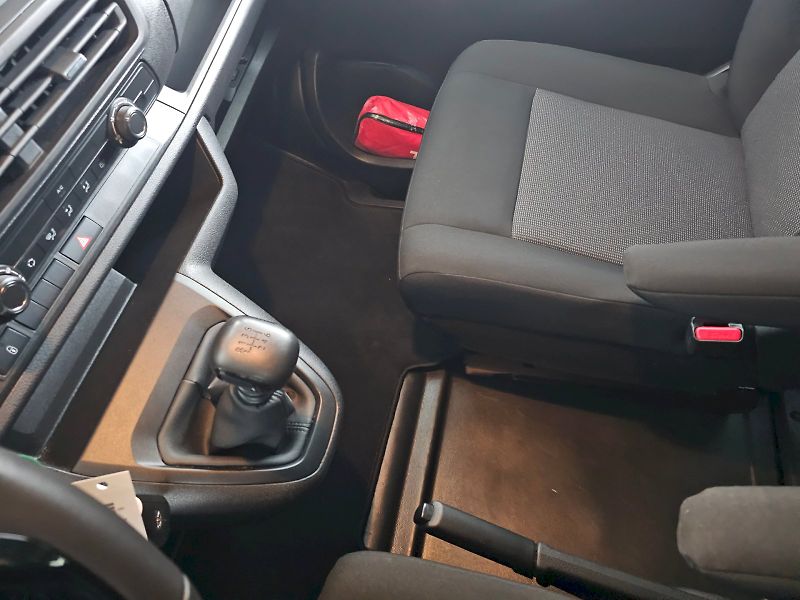 Toyota ProAce Verso (2024) 2.0D 140k L2 COMBI 8MÍST - fotka 17 z 24