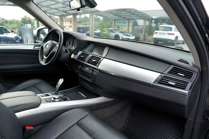 BMW X5 3.0d xDrive/Al/kůže/235 PS/AT - fotka 24 z 34