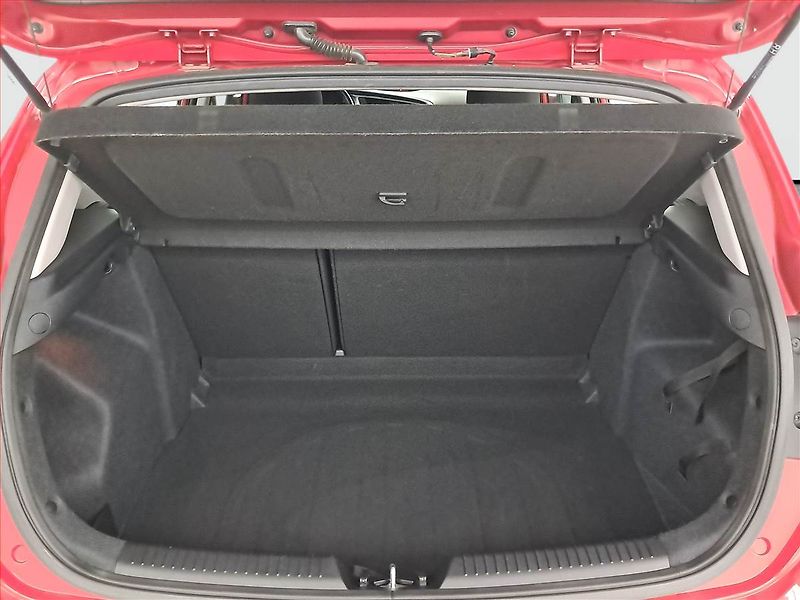 Kia Ceed (2017) 1.4 CVVT, Tempomat - fotka 13 z 17