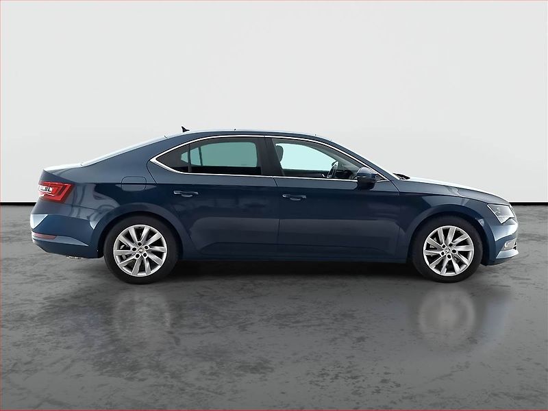 Škoda Superb (2016) Style Plus 2.0 TSI, Automat - fotka 6 z 20