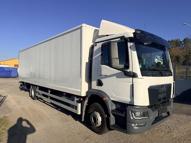 MAN TGM (2021) 15.290 skříň, čelo, 18 palet - fotka 2 z 12