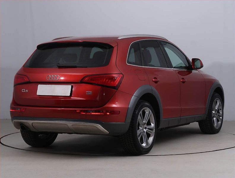 Audi Q5 (2014) 2.0 TDI, 4X4, Automat - fotka 5 z 19