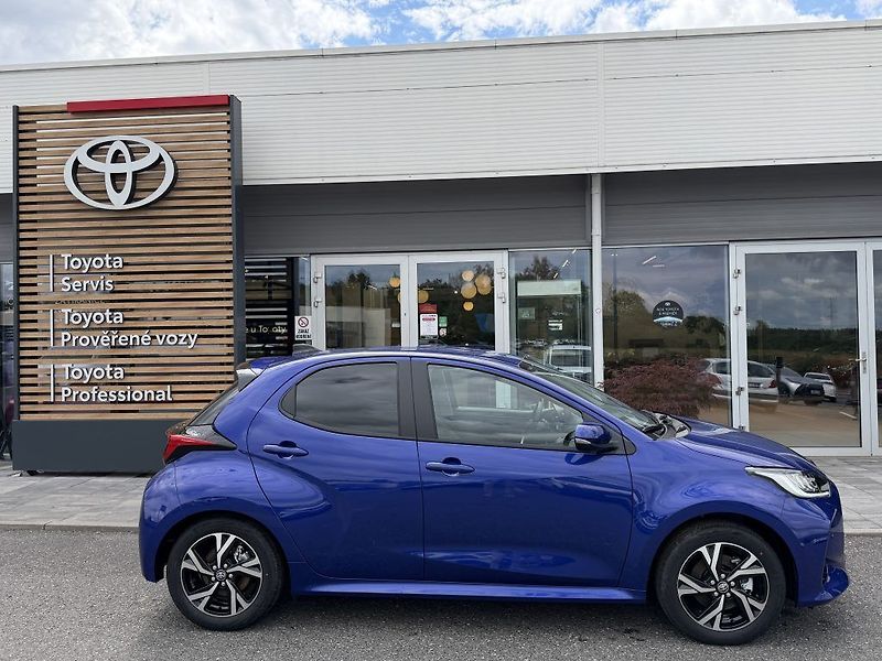 Toyota Yaris 1.5 TNGA HEV 116 - 4x2 - 1 CVT - fotka 3 z 24