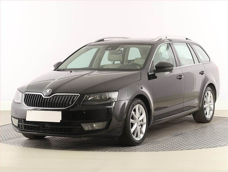 Škoda Octavia (2014) 1.4 TSI, Automat, Serv.kniha - fotka 2 z 26