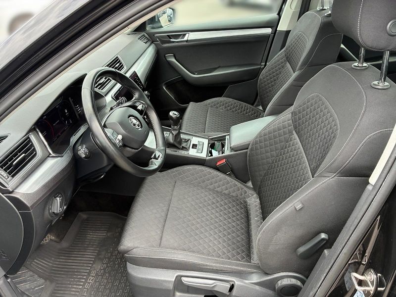 Škoda Superb (2022) AMBITION 2.0TDI 110kW CZ DPH - fotka 7 z 11