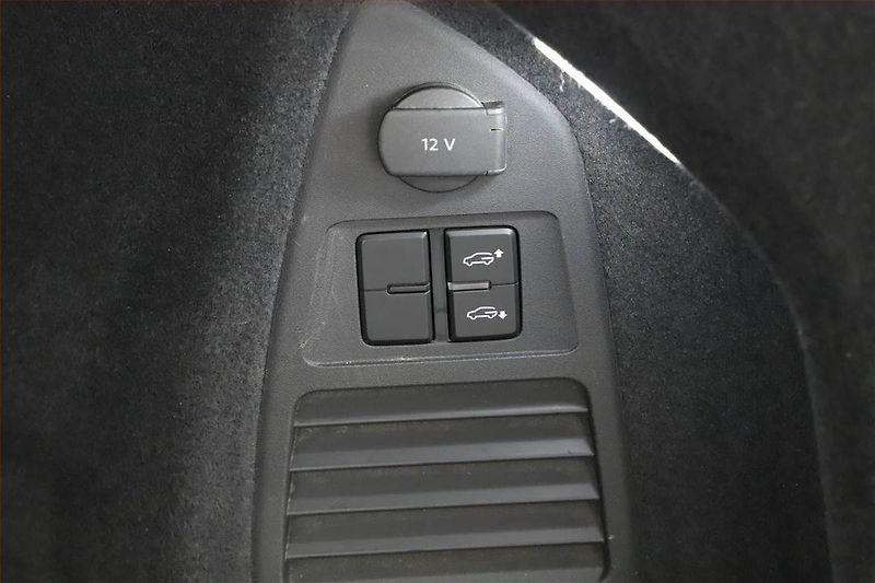 Volkswagen Touareg (2019) 3.0 TDI, NAVI,VZDUCH,CZ - fotka 15 z 30