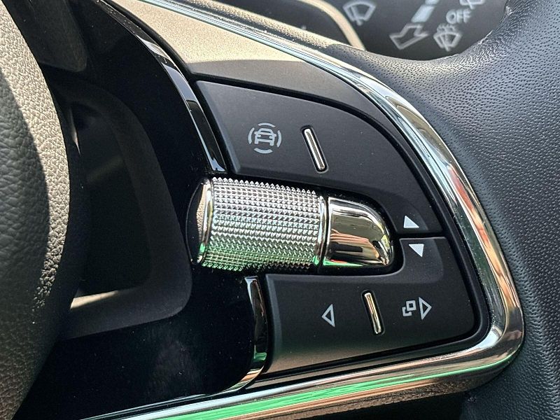 Škoda Karoq (2024) 1.5 TSI DSG Style - fotka 20 z 32