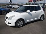 Suzuki Swift 1,3i  ČR 2xKLÍČE,KLIMA ! - náhled 1