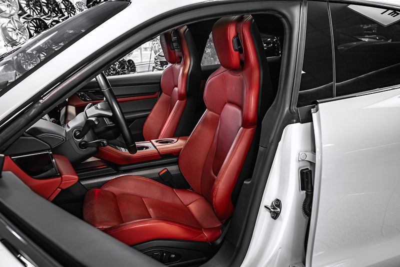 Porsche Taycan Turbo S PCCB/PDCC/PDLS+/PTV/BU - fotka 16 z 30