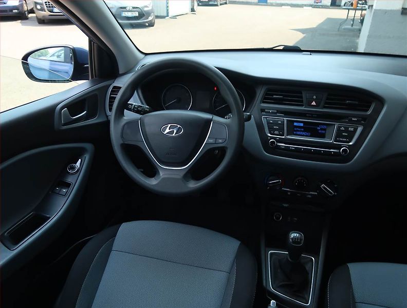 Hyundai i20 (2016) 1.2, ČR,1.maj, Serv.kniha - fotka 7 z 15