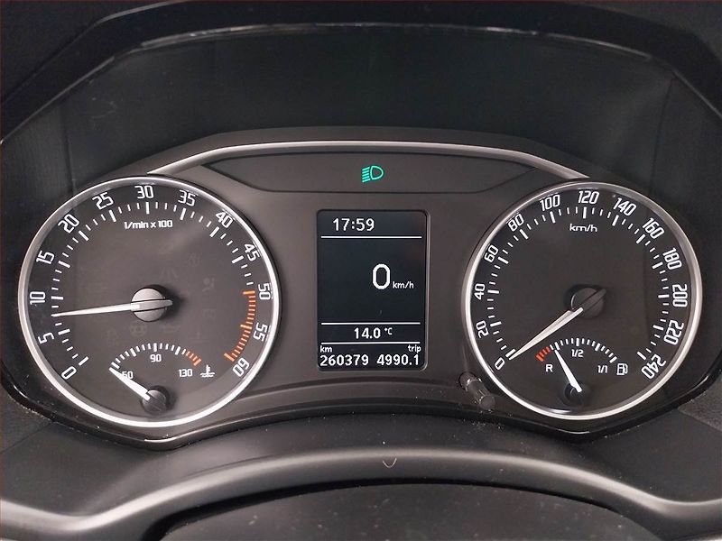 Škoda Octavia (2010) 2.0 TDI, 4X4, Tempomat - fotka 11 z 19