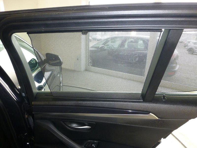 BMW Řada 5 (2016) 520D-KAMERA*ALU**XENONY - fotka 24 z 29