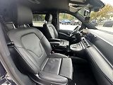 Mercedes-Benz Třídy V (2024) 300d 174kW 4M AMG LONG NT K360 - náhled 29
