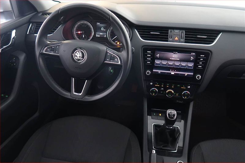 Škoda Octavia (2018) 1.6 TDI, ČR,1.maj, Tempomat - fotka 7 z 17