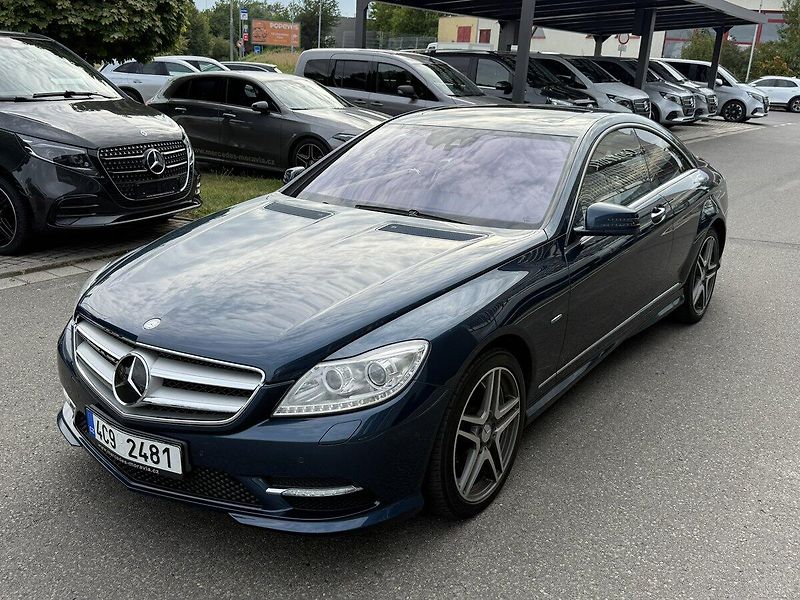 Mercedes-Benz CL (2010) 500 4MATIC - fotka 42 z 44