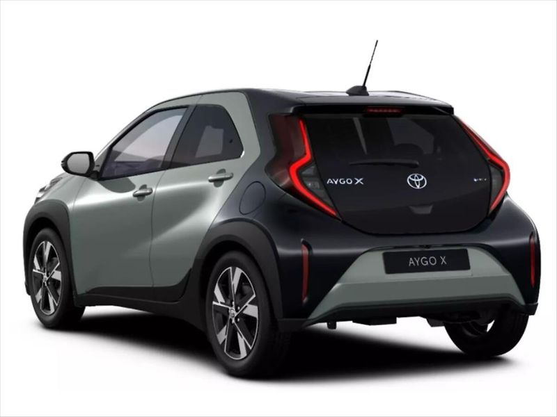 Toyota Aygo 1.5HEV Style - fotka 2 z 3