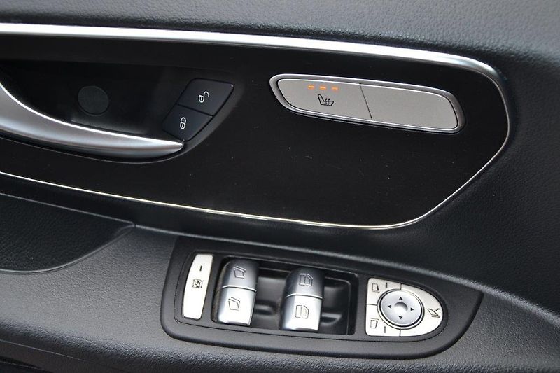 Mercedes-Benz Vito 116 CDi 7 míst, automat 7G  - fotka 18 z 41