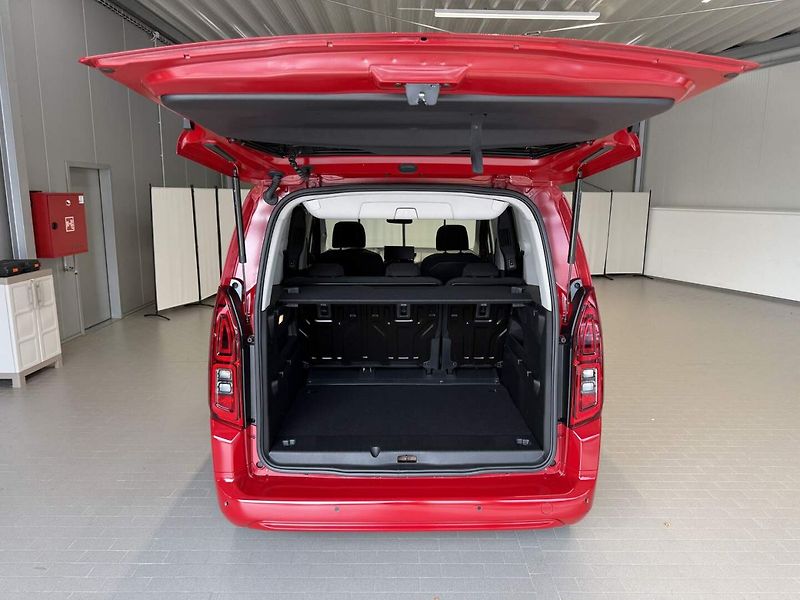 Fiat Qubo L (2026) Prima Rodina 1.5 BlueHDI 130k - fotka 24 z 27