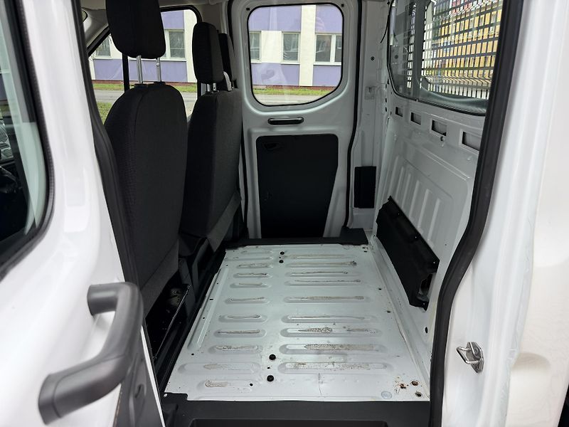Ford Transit 2,0 TDCi 4x4 /valník/7-místný - fotka 12 z 22