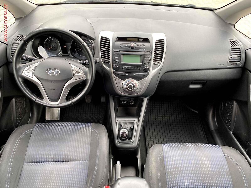 Hyundai ix20 (2014) 1.6CVVT, 1.maj,ČR, AC, park - fotka 8 z 15