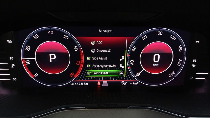 Škoda Superb L&K 2.0TSI 200kW-TZ-ČR-DPH - fotka 29 z 50