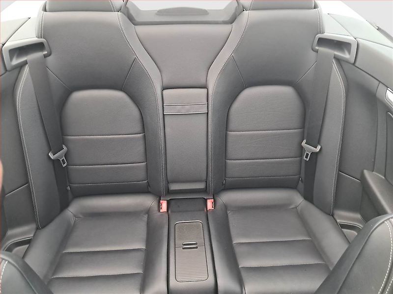 Mercedes-Benz Třídy E (2010) E 250, Automat, Kůže, Navi - fotka 10 z 22