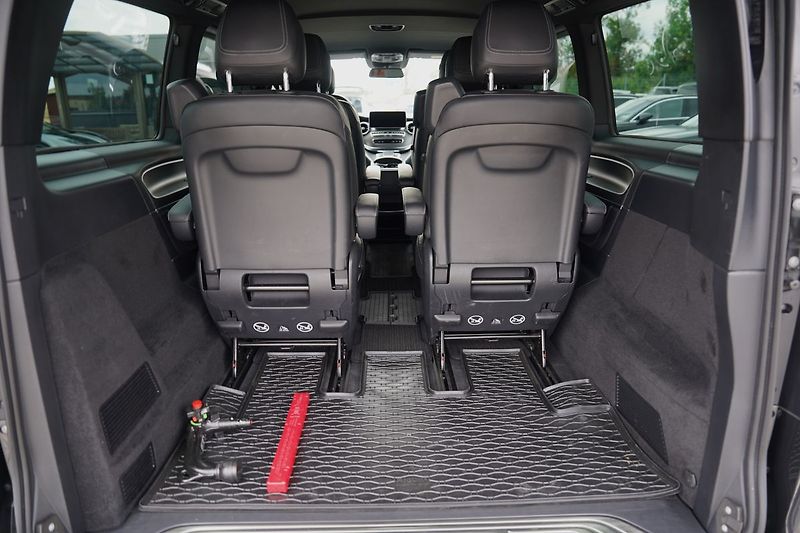 Mercedes-Benz Třídy V V300dL AMG/Burm/ČR/240 PS/6mís - fotka 13 z 50