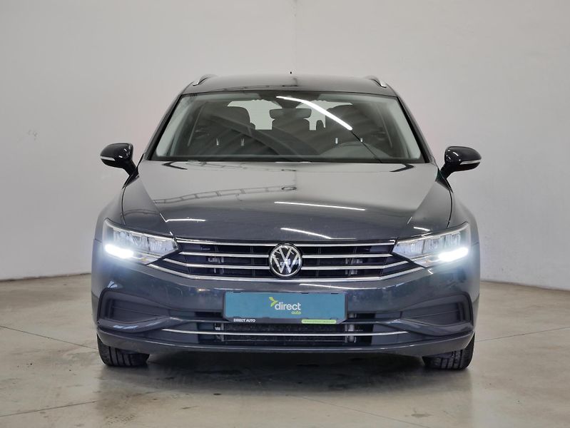 Volkswagen Passat - fotka 4 z 21