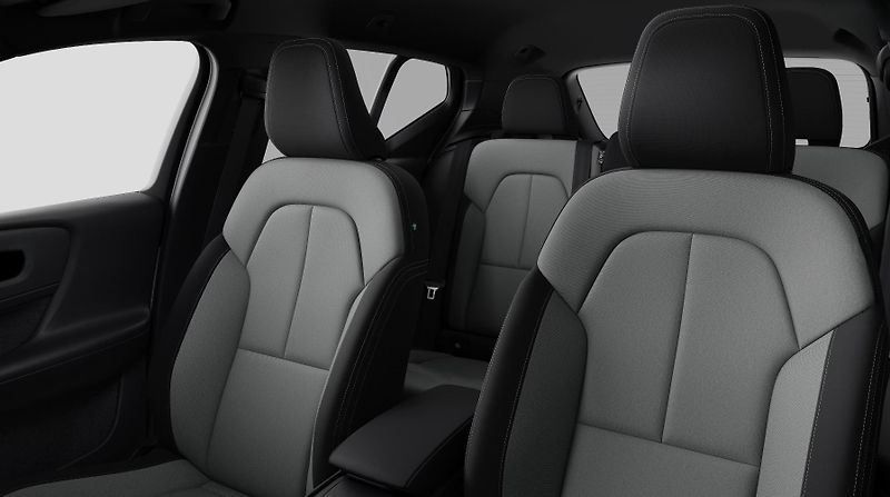 Volvo XC40 (2026) B3 CORE AUT - fotka 11 z 14