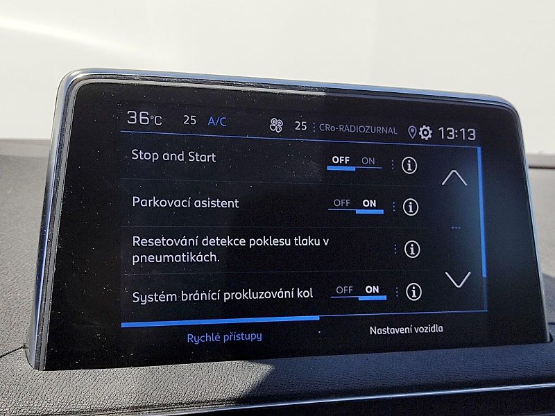 Peugeot 3008 (2023) ACTIVE PACK 1.2 PureTech 96kW - fotka 15 z 37
