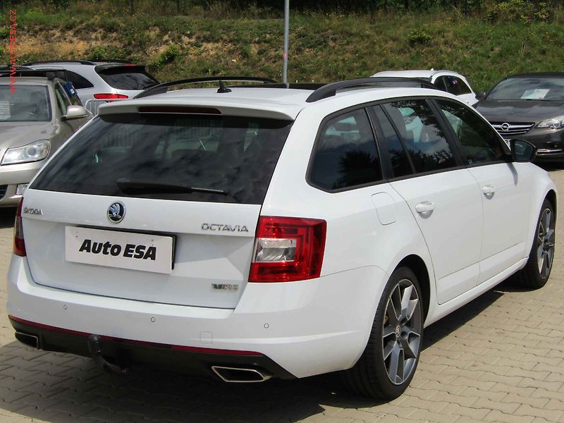 Škoda Octavia (2014) 2.0TDi, Bixen, navi - fotka 4 z 20