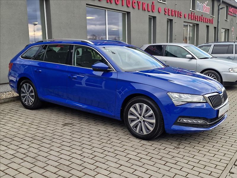 Škoda Superb 1.5 TSI 110kW DSG Style,1.Maj - fotka 2 z 50
