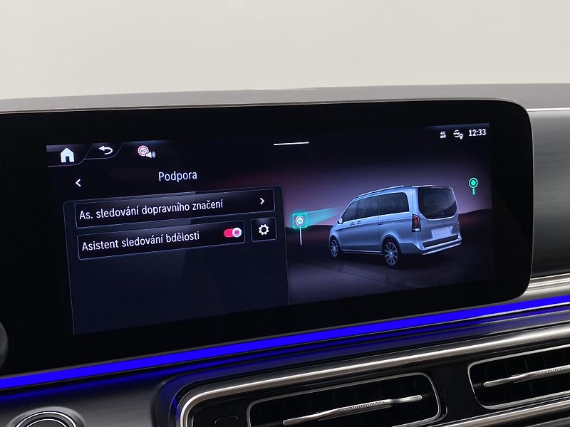 Mercedes-Benz Třídy V 300d AVANTGARDE 4MATIC AUT 7m - fotka 51 z 68