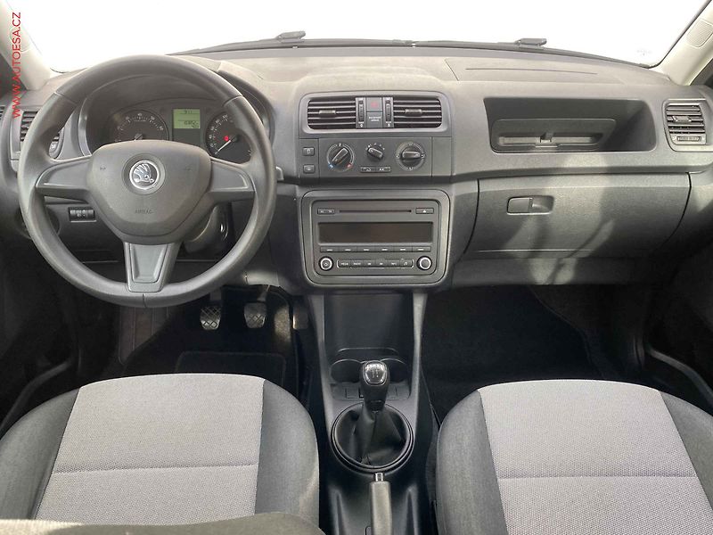Škoda Fabia (2014) 1.2 12V, Active, AC - fotka 8 z 16