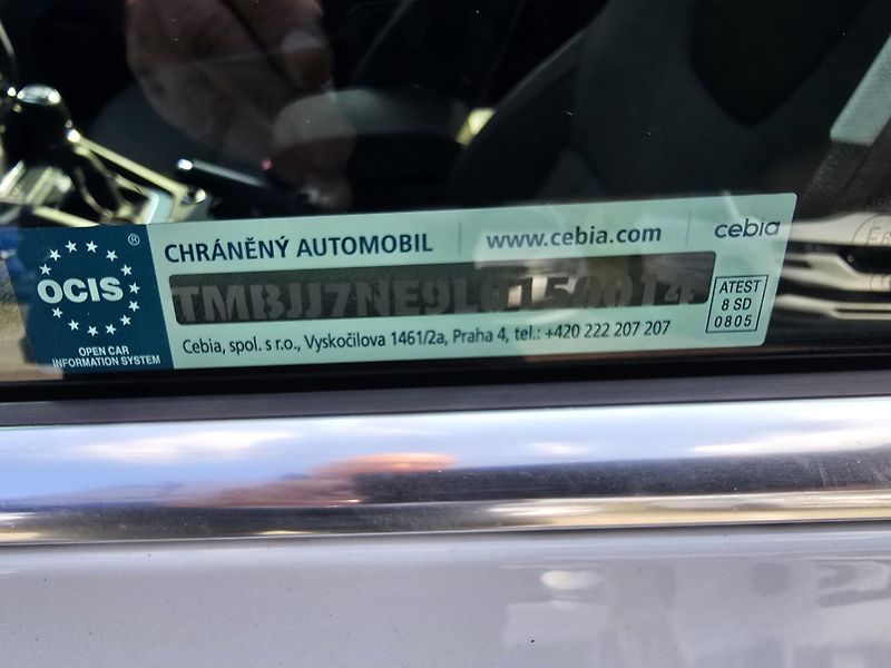 Škoda Octavia 2.0TDI 110KW STYLE FULL LED ČR - fotka 8 z 33