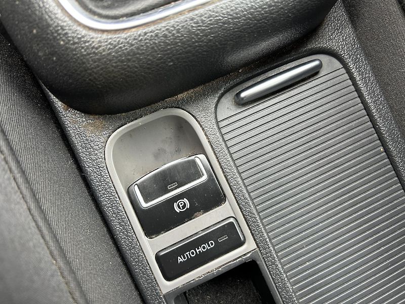 Volkswagen Tiguan (2009) 1.4 TSi 110 KW 4x4 - fotka 21 z 34