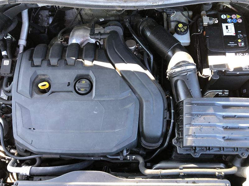Volkswagen Tiguan 1,5TSI 110kW MARATON EDITION - fotka 23 z 23