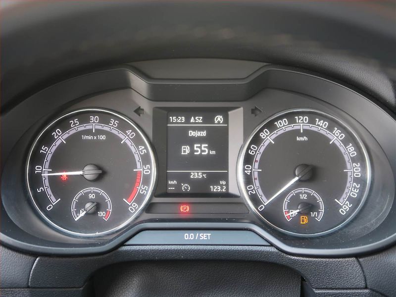 Škoda Octavia (2019) 1.6 TDI, Serv.kniha, Navi - fotka 11 z 17