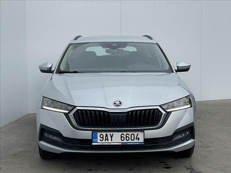 Škoda Octavia 2,0 TDI 4x4 DSG Ambi Plus TZ - fotka 21 z 22