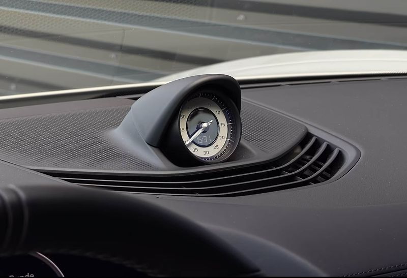 Porsche Taycan Sport Turismo BOSE Pano Matrix - fotka 16 z 20