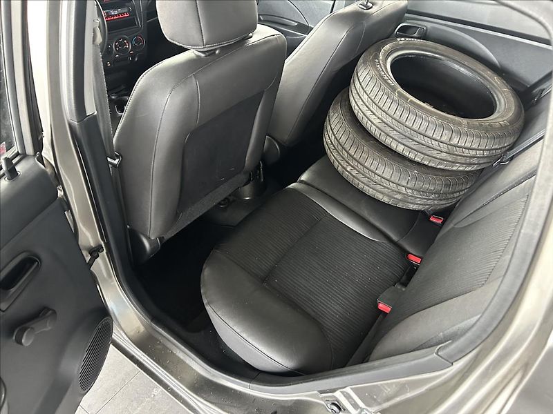 Kia Picanto 1,0   PŮVOD ČR,KLIMATIZACE - fotka 13 z 14