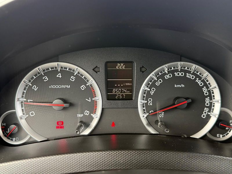 Suzuki Swift 1,2i 69kW - fotka 16 z 25