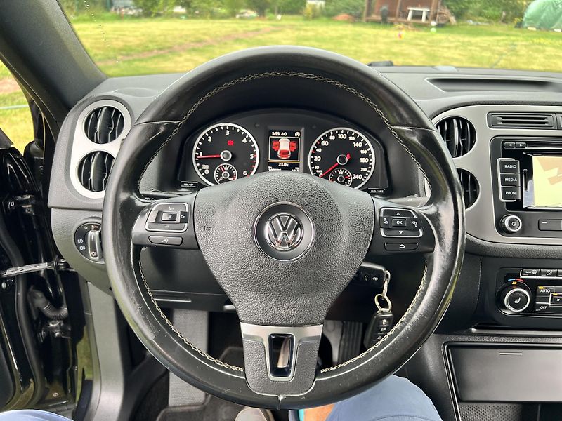 Volkswagen Tiguan 2.0TDI 103KW,4x4,SPORT,LOUNGE - fotka 37 z 49