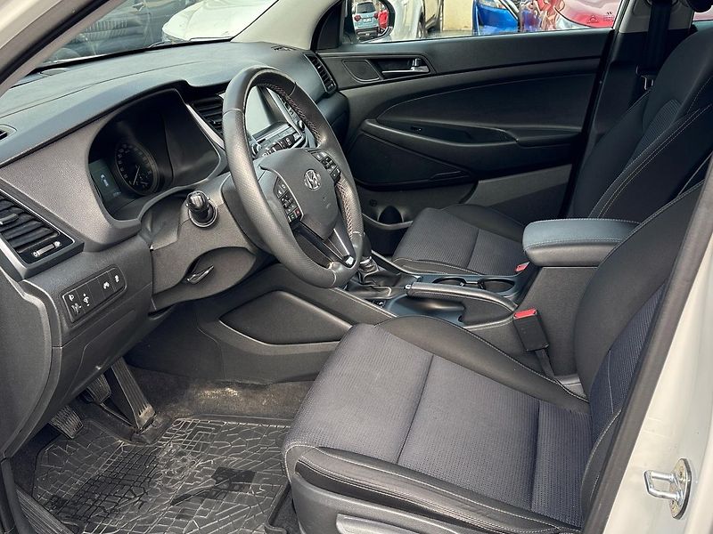 Hyundai Tucson (2018) 1.6 T-GDI 130kW 4x4 - fotka 6 z 22