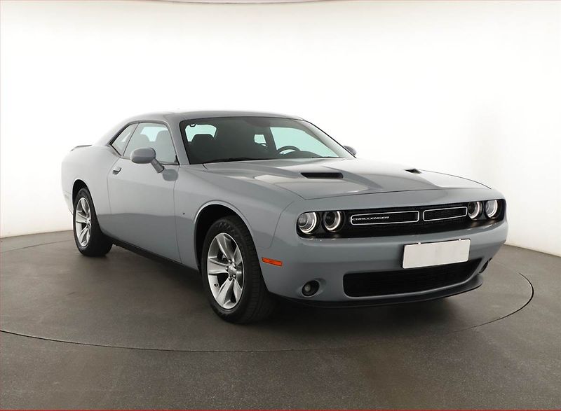Dodge Challenger (2022) 3.6 V6 - fotka 1 z 21