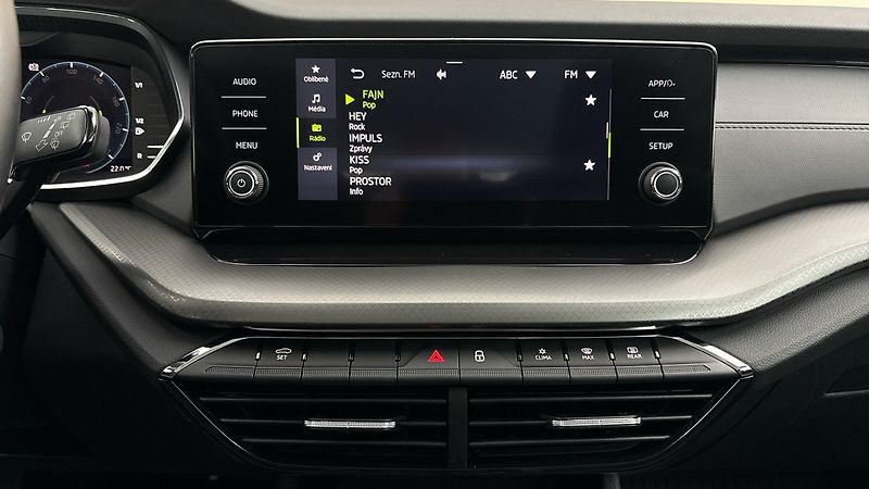 Škoda Octavia 2.0 TDI Ambition Combi - fotka 11 z 25