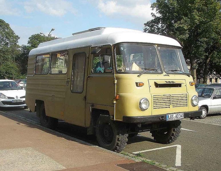 Obytná verze Škoda 1203