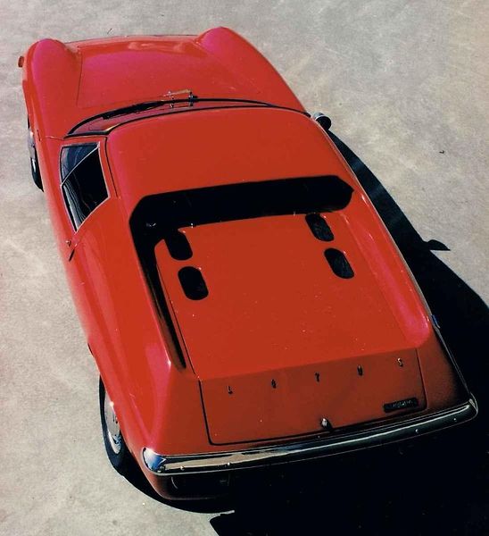 Lotus Europa, sportovní vůz britské automobilky, vznikl přesně podle filozofie šéfa značky Colina Chapmana. Vyráběl se v letech 1966 až 1975.