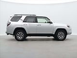 Toyota 4Runner 4,0 L V6 202kW 4WD AUT LED - náhled 8
